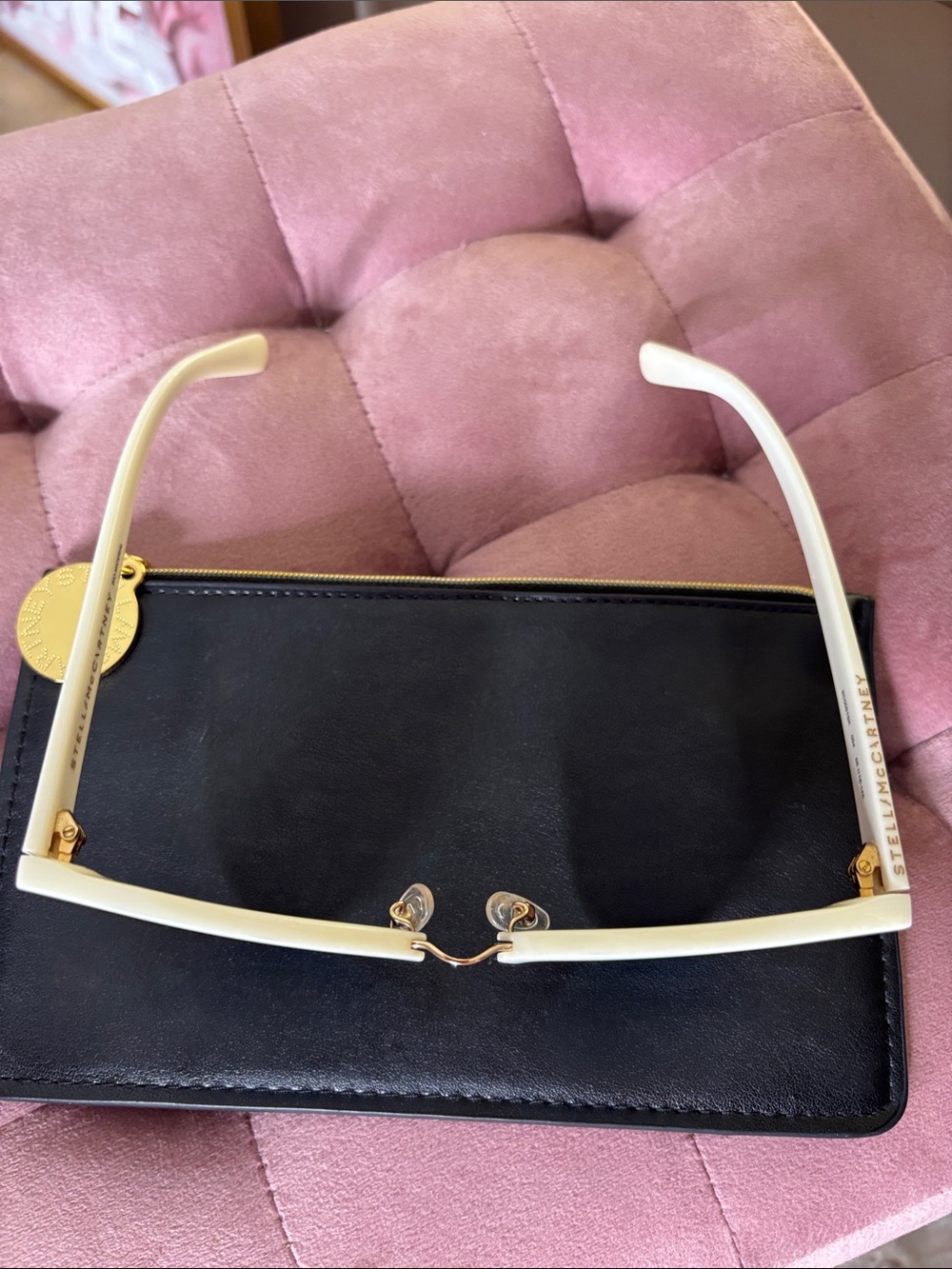 Authentic Stella McCartney Sunglasses with Navy Lenses and Gold Accents - Picture 4 of 8